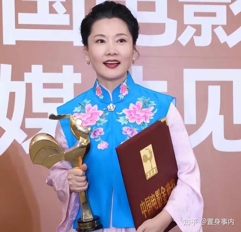 何赛飞